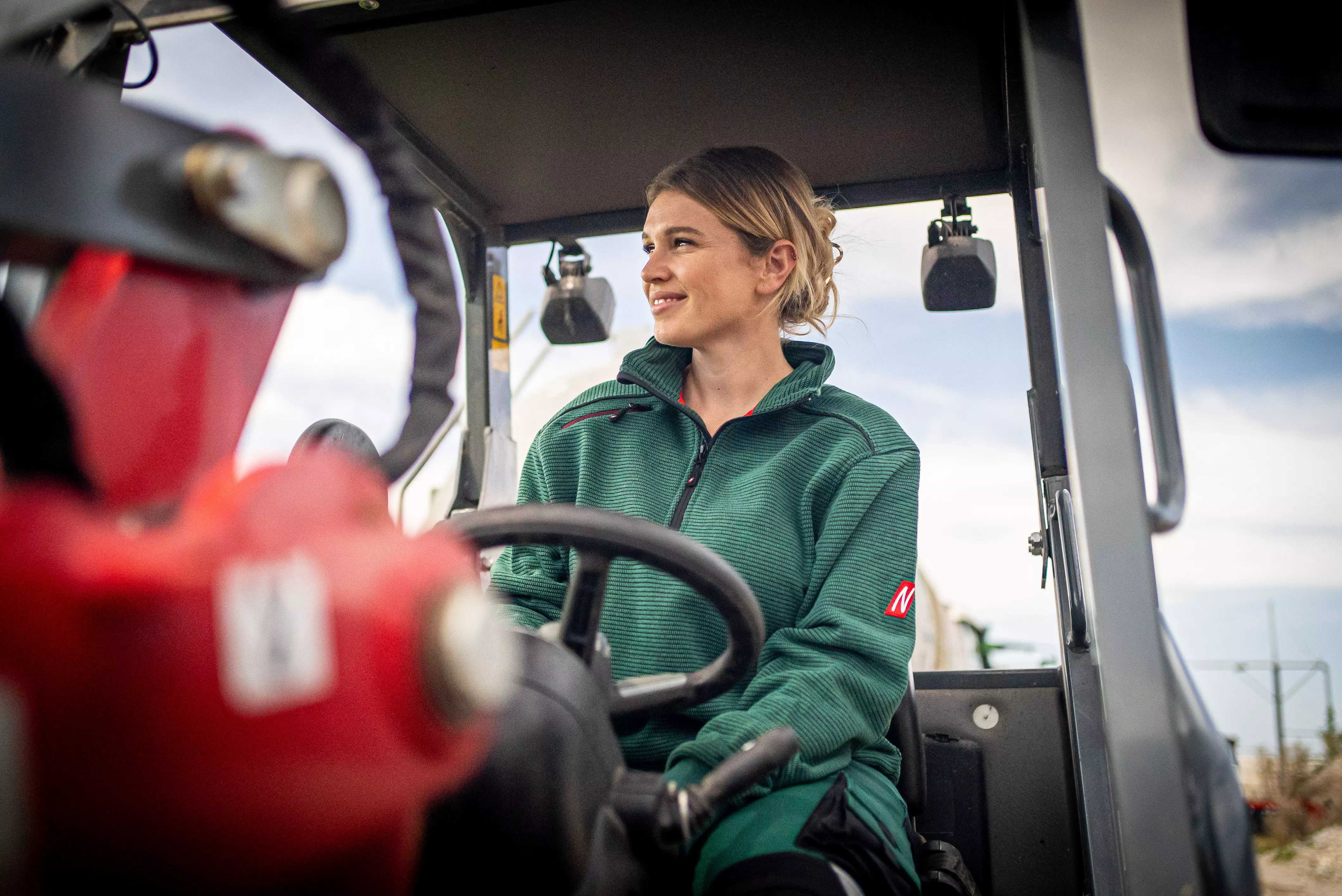 THERESA HILZ: Landwirtschaft mit Herz, PS und Social Media THERESA HILZ: Landwirtschaft mit Herz, PS und Social Media