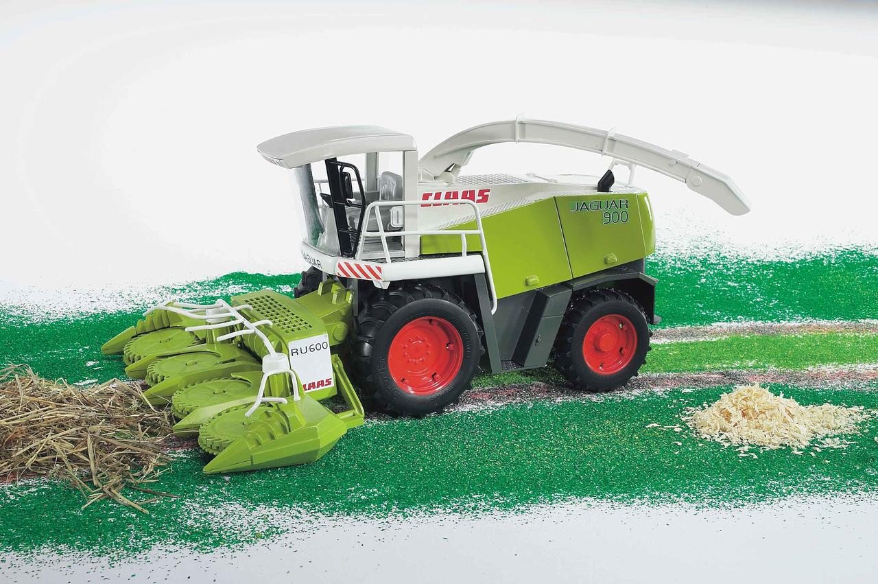 Bruder Raccoglitrice di foraggio Claas Jaguar 900