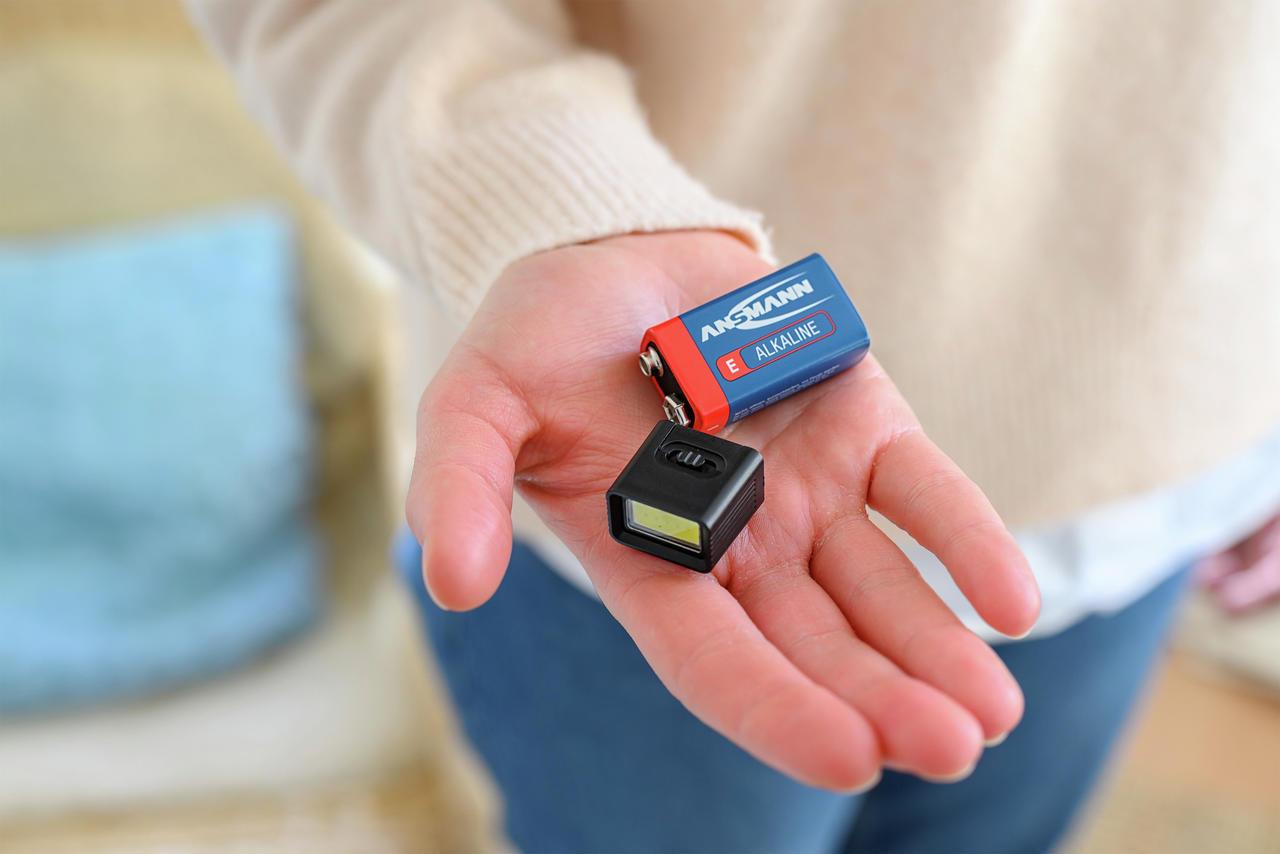 Ansmann Mini-LED-Leuchte mit 9V Batterie