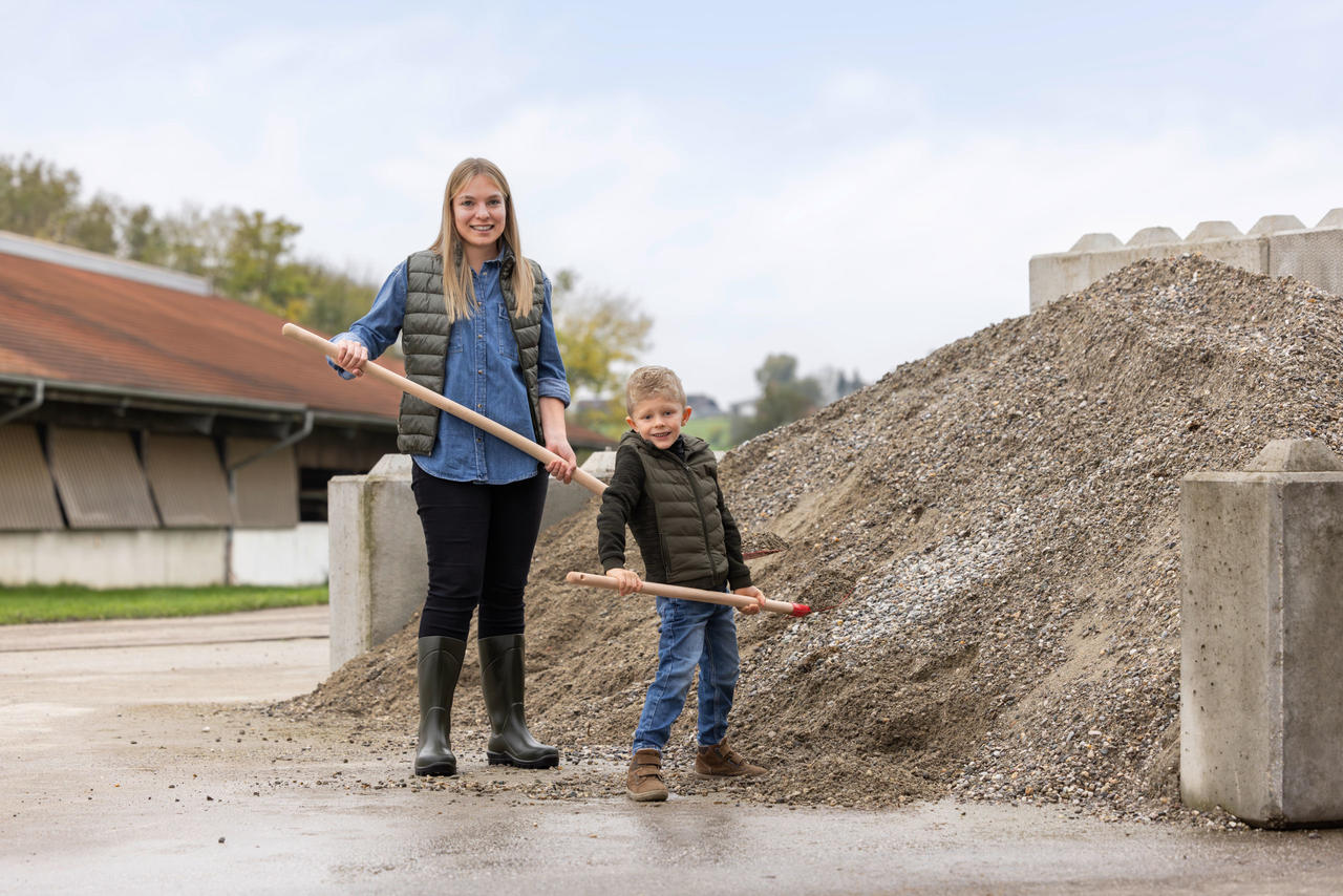 Kerbl Sandschaufel mit Stiel Mini