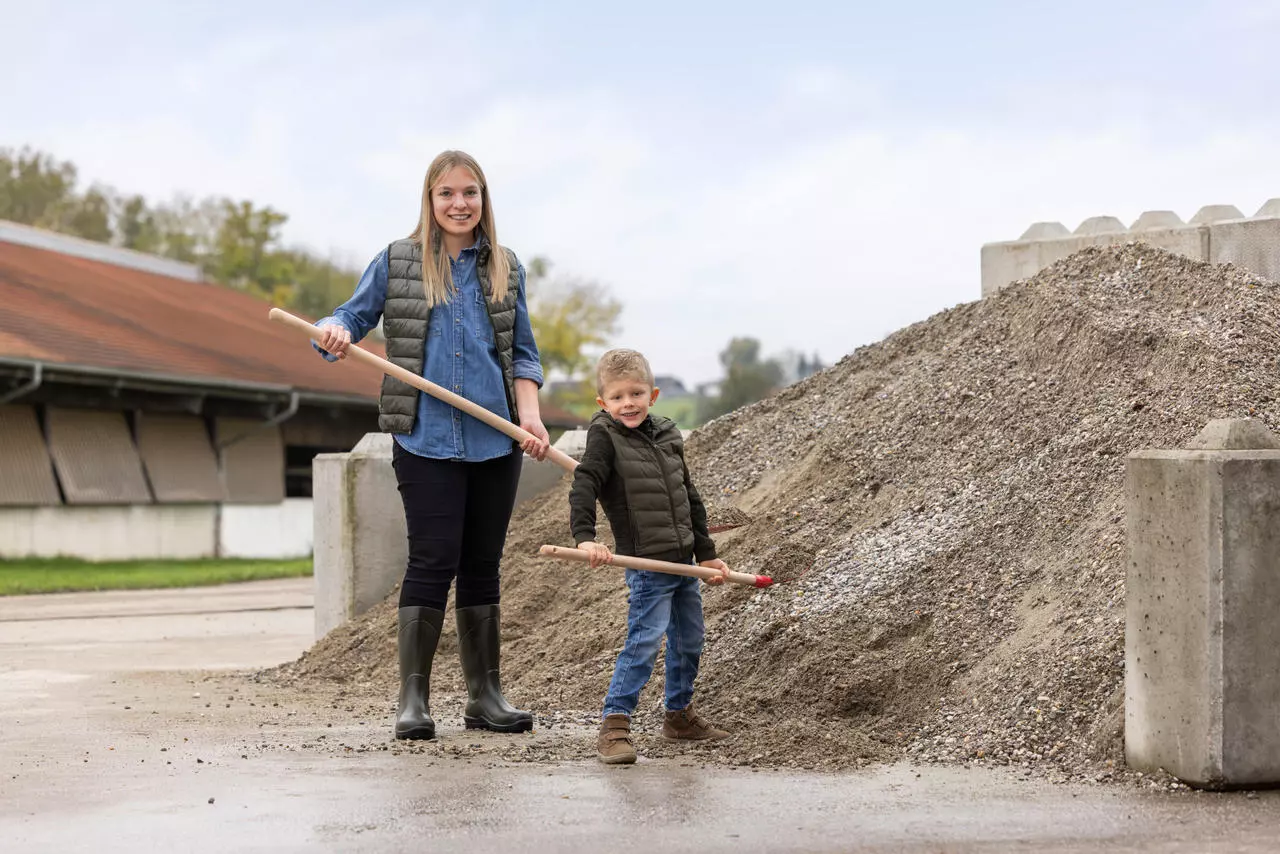 Kerbl Sandschaufel mit Stiel Mini