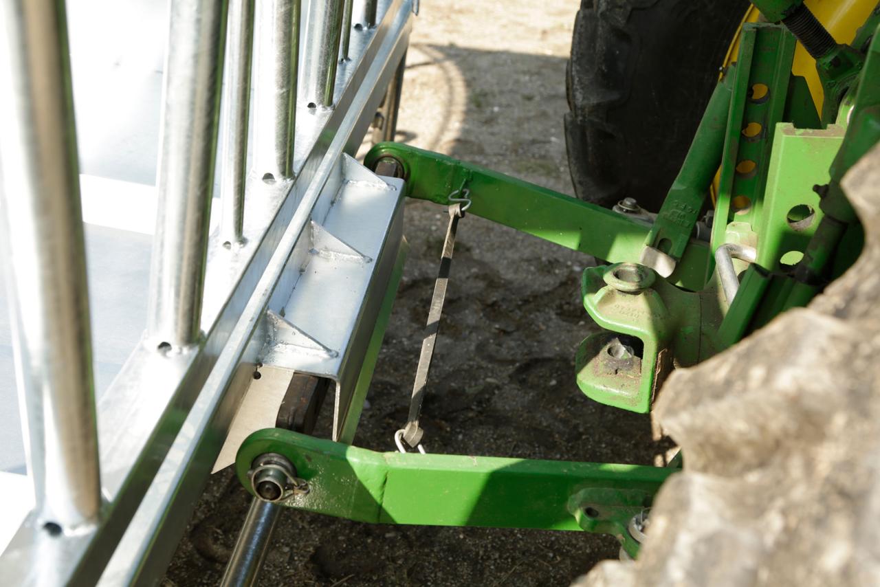 Kerbl Viereckraufe Standard 2,3 x 2,3 x 2,5 m