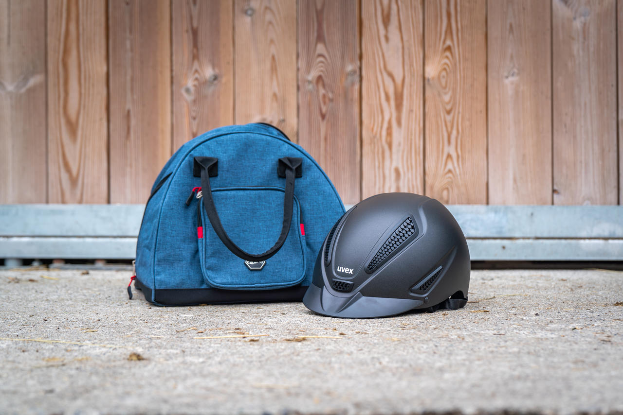QHP Borsa per casco da equitazione