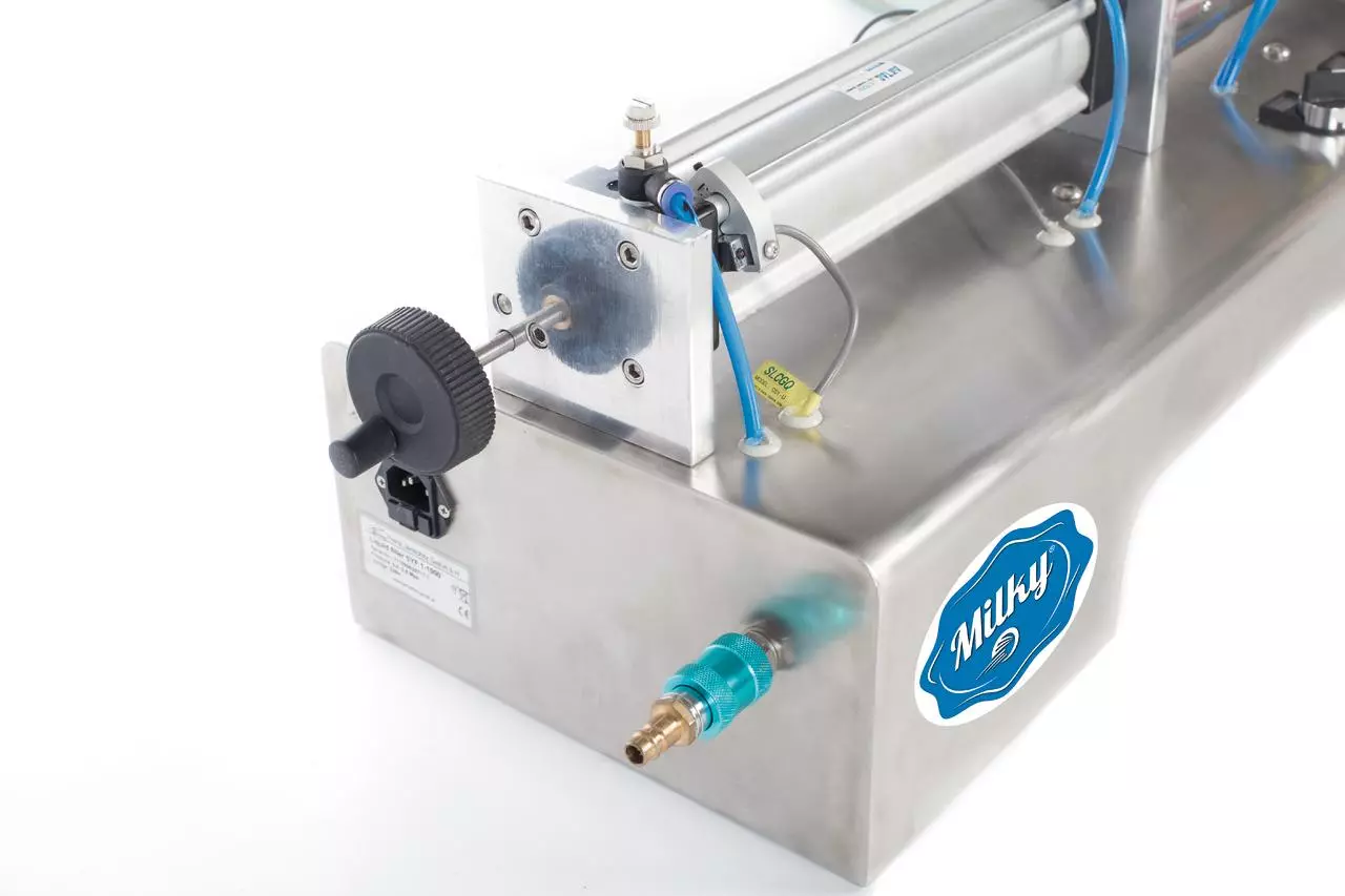 Milky Abfüllmaschine SGF 2 150-500 Milky Abfüllmaschine SGF 2 150-500