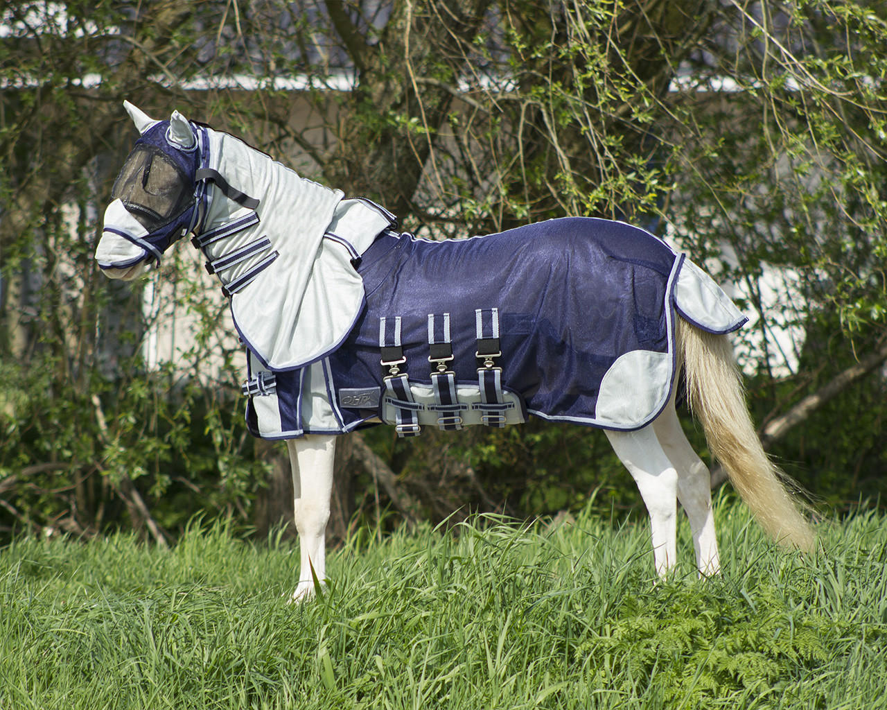 QHP Falabella Fliegendecke