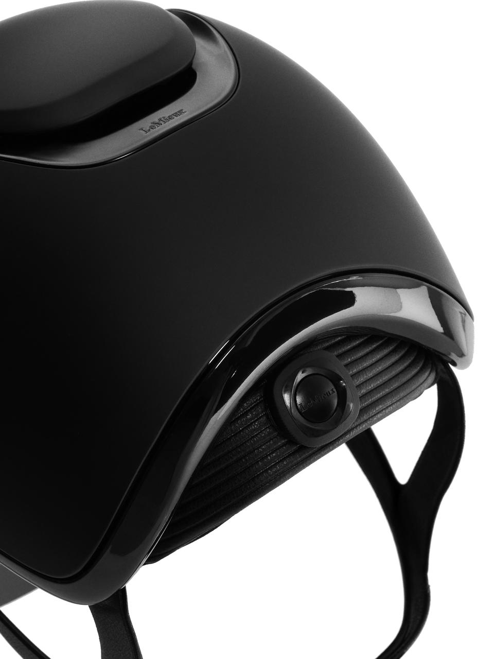 LeMieux Casco Verv® Competition Matte
