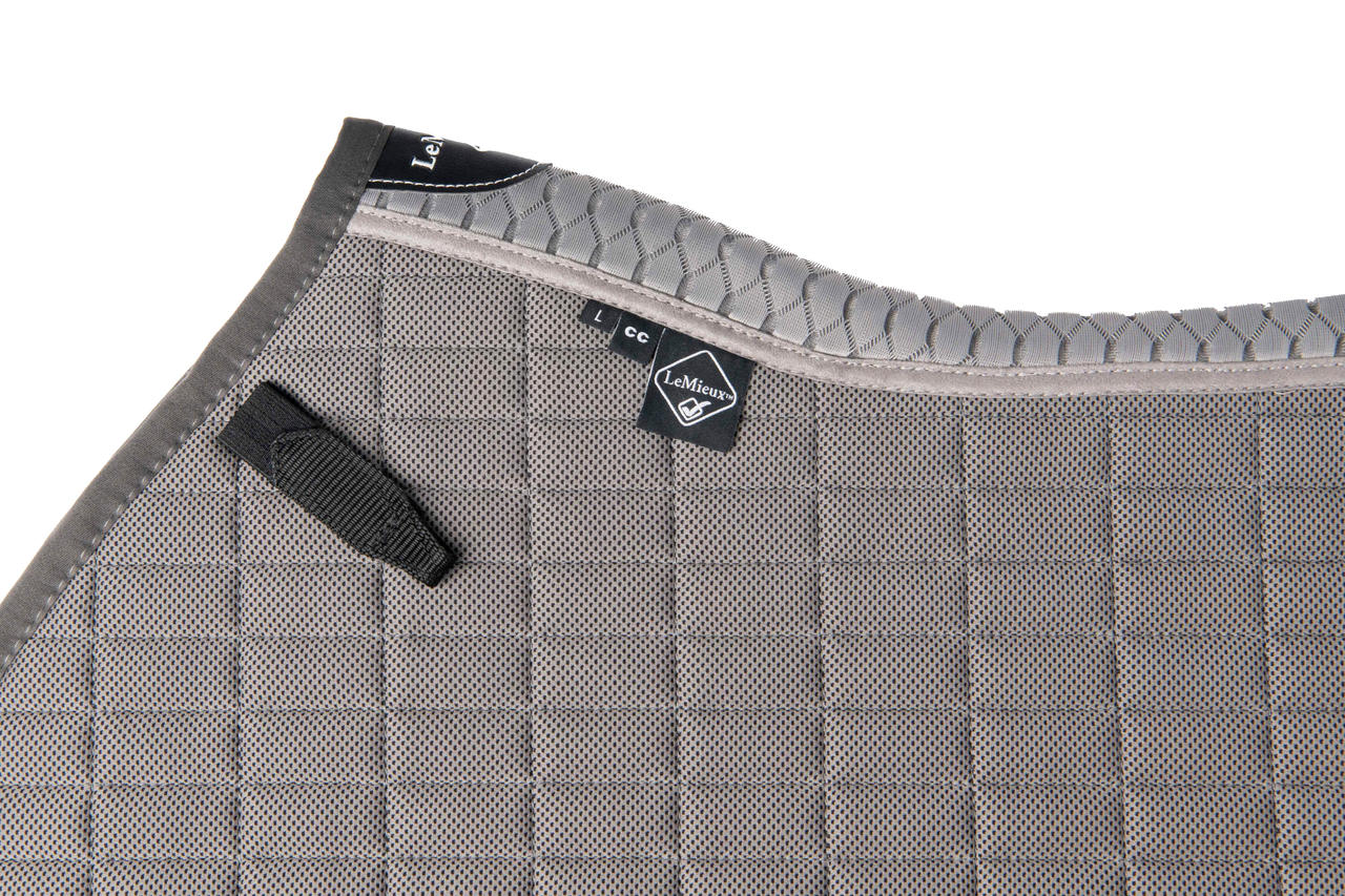 LeMieux Self-Cool Close Contact Square