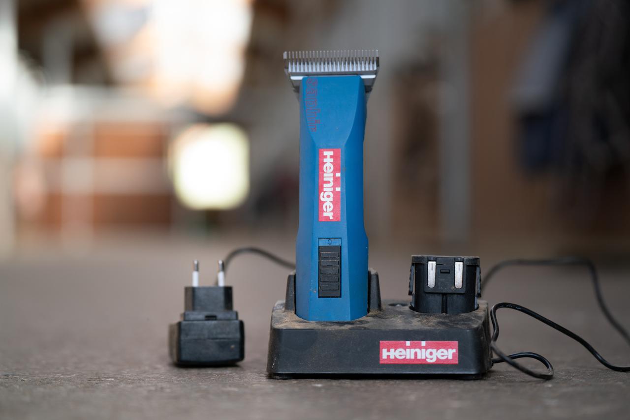 Heiniger Ladestation für Saphir Schermaschine