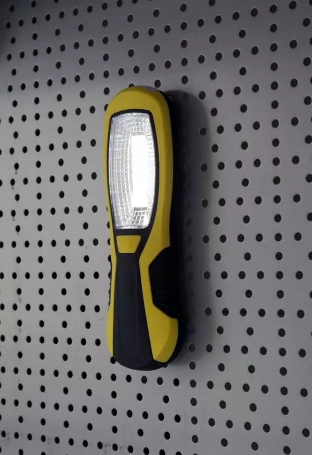 Kerbl LED-Arbeitsleuchte WorkFire