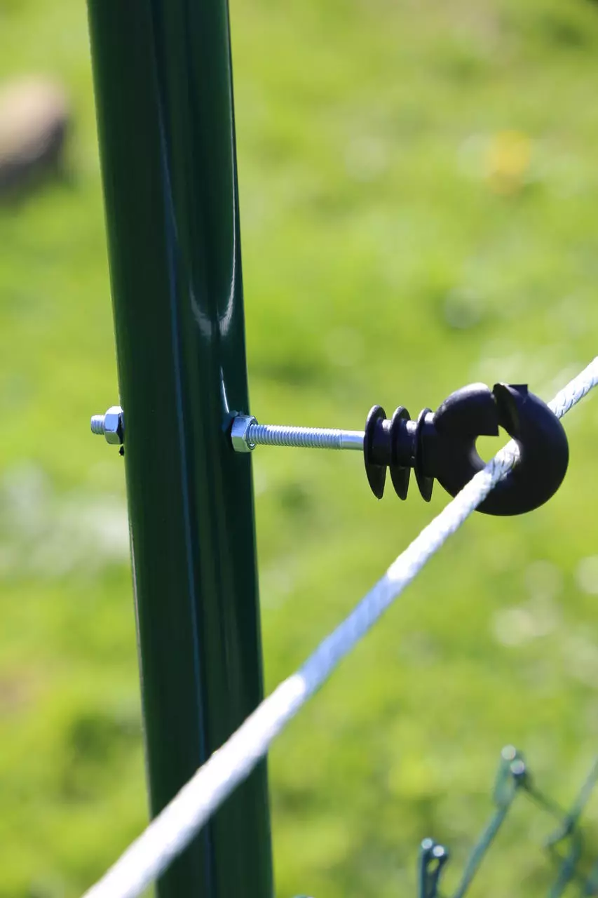 AKO Ringisolator M6-Gewinde lang - 25 Stück