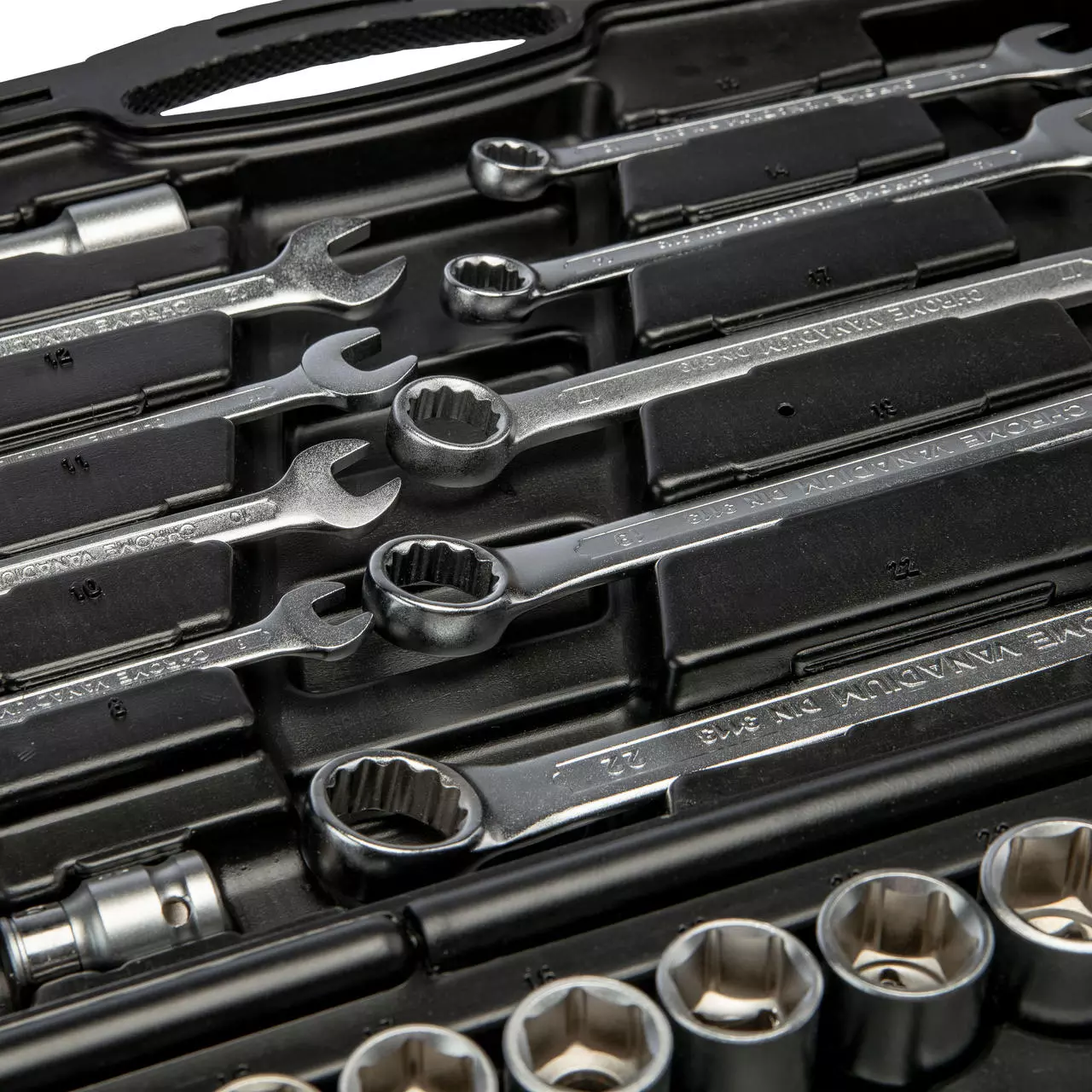 WGB 1/4+1/2" Steckschlüssel-Garnitur 82-tlg.