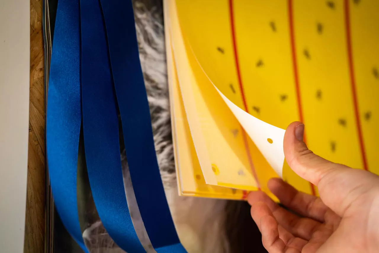 WAHL-Hausmarke FLY-GLUE - Stall-Fliegenblätter
