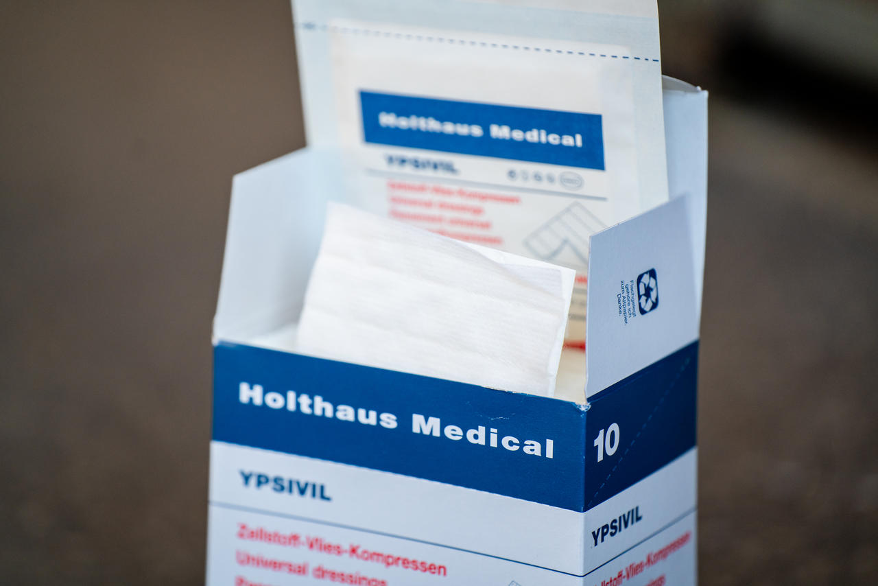 Holthaus YPSIVIL - Wundkompressen 10cm x 10cm