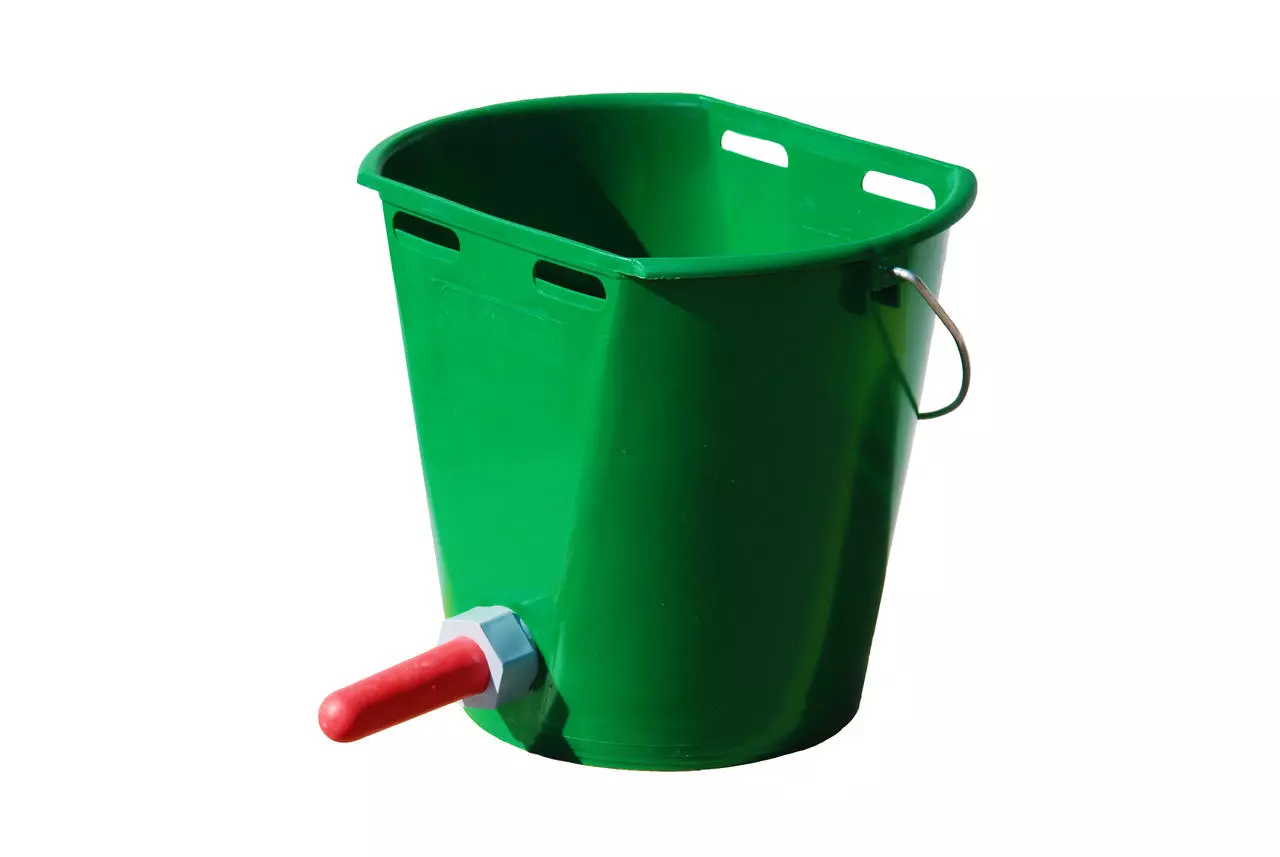 WAHL-Hausmarke Kälbertränkeeimer - versch. Farben