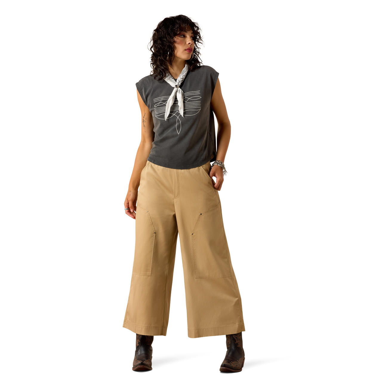 ARIAT Dallas Cropped T-Shirt
